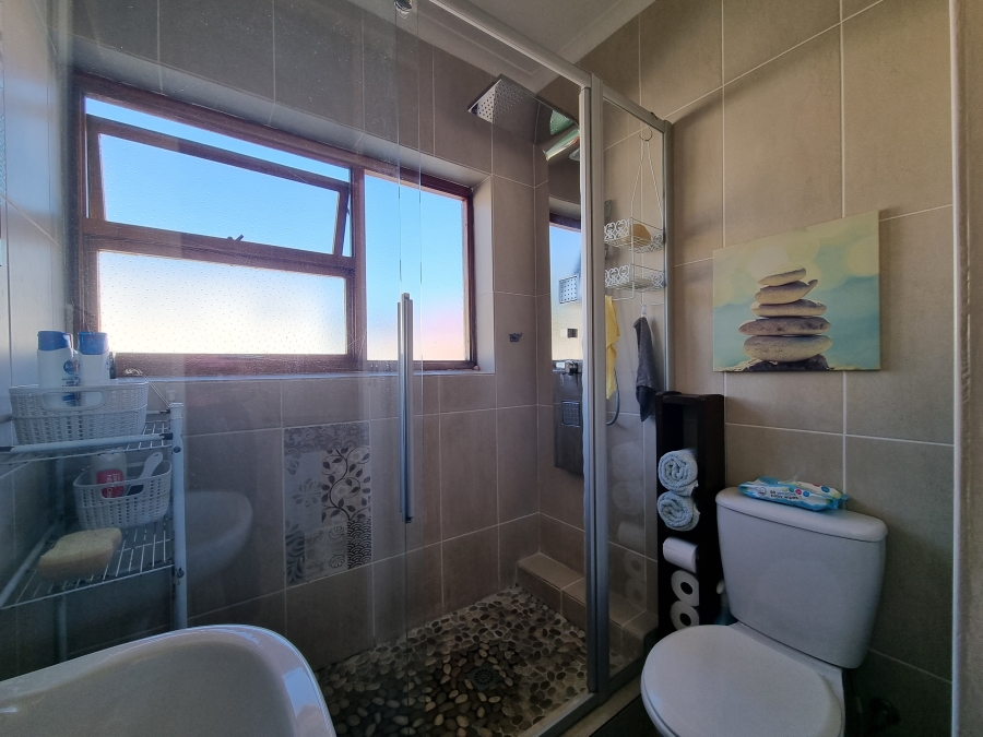 2 Bedroom Property for Sale in Plumstead Western Cape